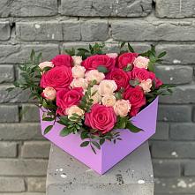 Цветочная композиция из Розы в коробке в Хотынец