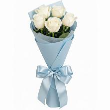 Букет 5 Белых роз Проуд в Хотынец