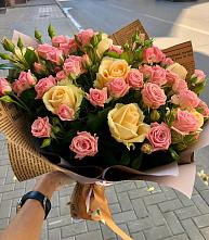 Букет цветов из:  Розы #REPLACE_PRED# Хотынец