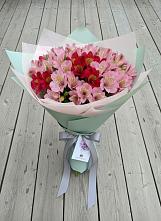 Букет цветов из:  Альстромерии #REPLACE_PRED# Хотынец