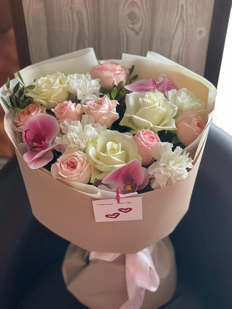 Букет цветов из: Орхидеи, Розы и Гвоздики в Хотынец