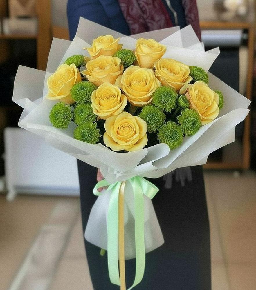 Букет цветов из: Хризантемы и Розы в Хотынец