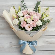 Букет цветов из:  Лизиантусы в Хотынец