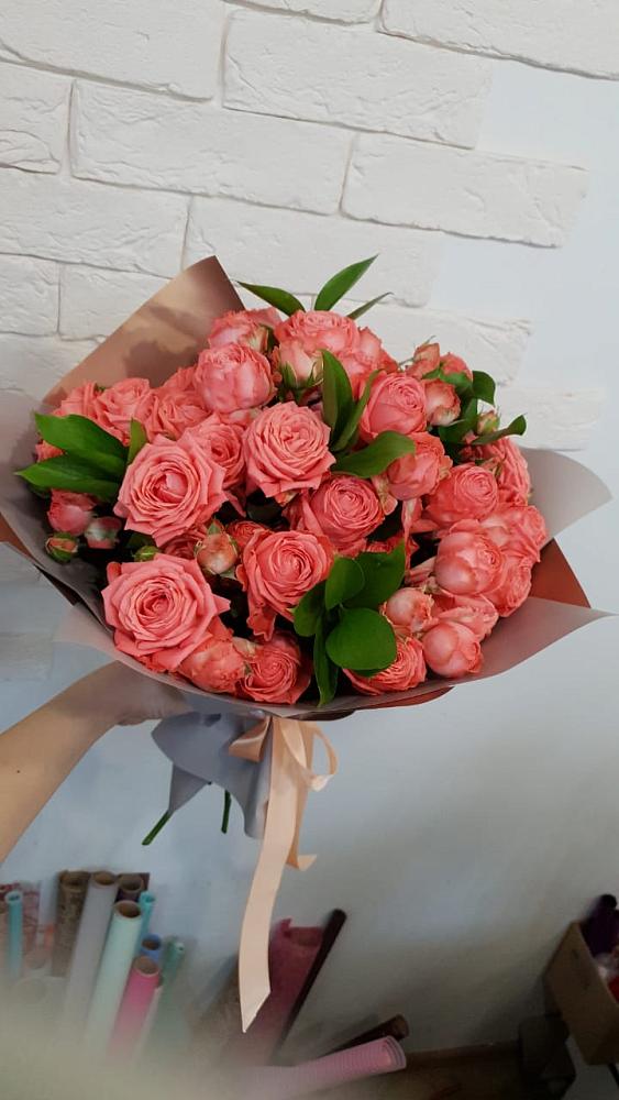 Букет цветов из: Розы в Хотынец