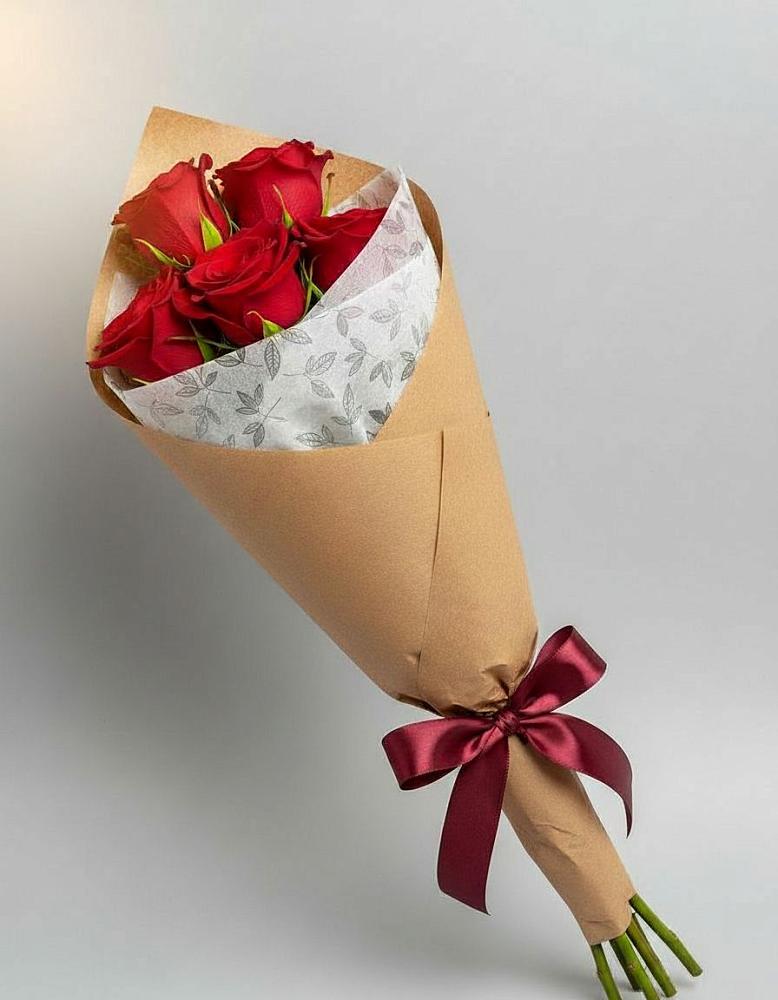 Букет цветов из: Розы в Хотынец