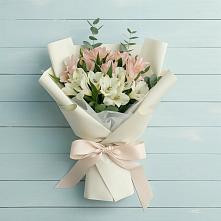 Букет цветов из:  Альстромерии #REPLACE_PRED# Хотынец