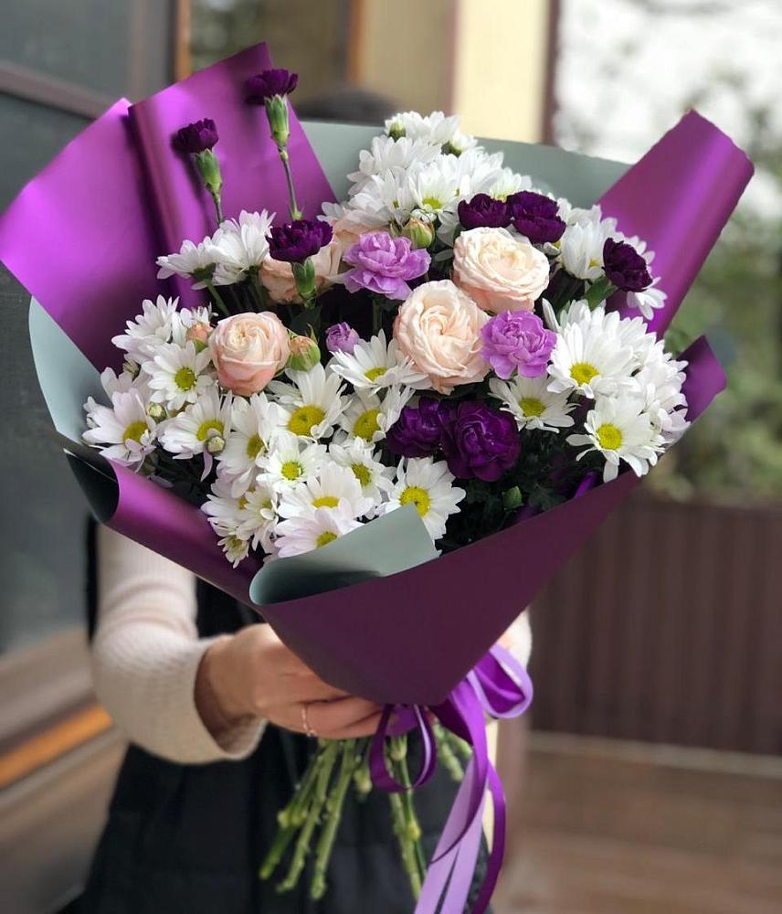 Букет цветов из: Хризантемы, Гвоздики и Розы в Хотынец