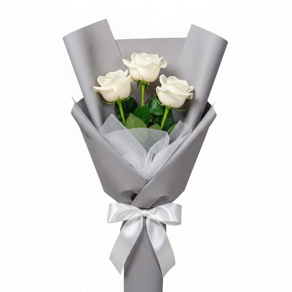 Букет 3 белые розы в Хотынец