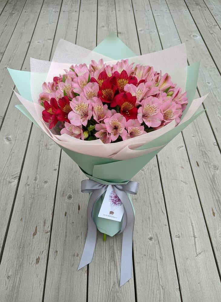 Букет цветов из: Альстромерии в Хотынец