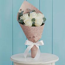 Букет цветов из:  Розы в Хотынец