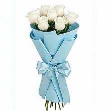 Букет 7 белых роз Проуд в Хотынец