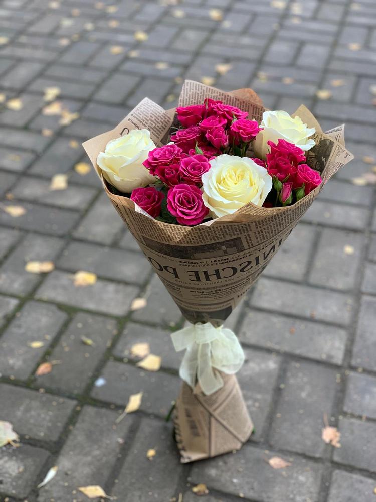 Букет цветов из: Розы в Хотынец