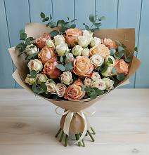 Букет цветов из:  Альстромерии и Розы в Хотынец