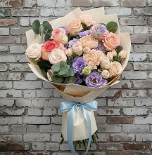 Букет цветов из:  Розы, Лизиантусы и Гвоздики #REPLACE_PRED# Хотынец
